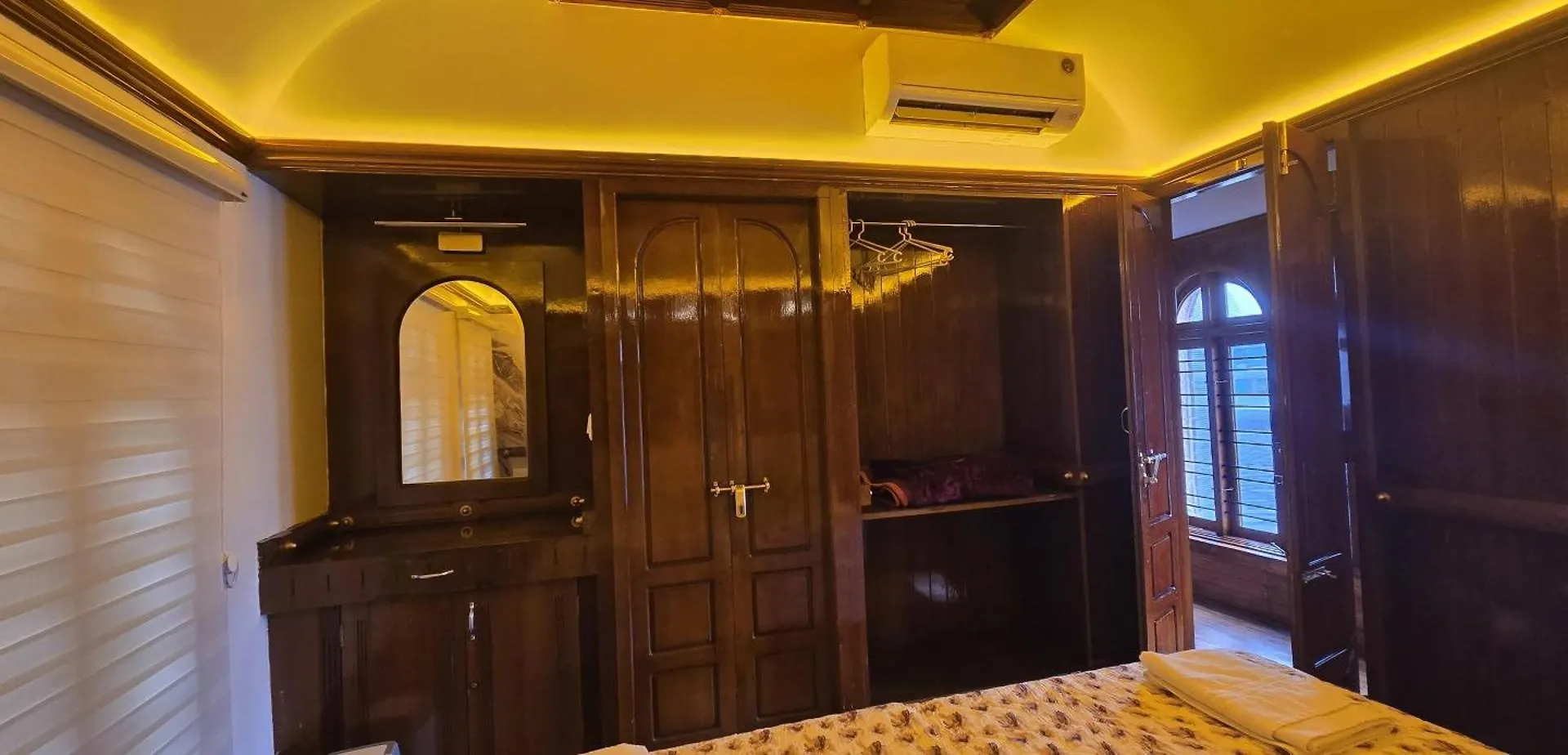 Botel Bed O Inn Alappuzha India