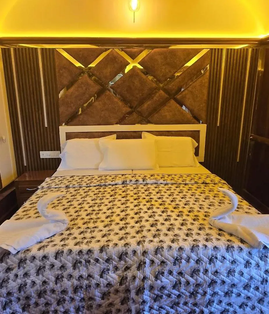 Bed O Inn Alappuzha Botel